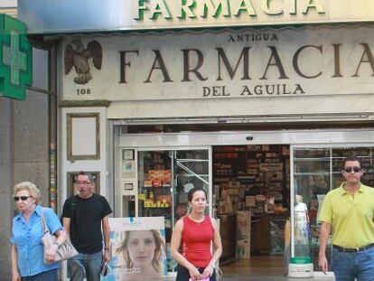 Cinfa y Esteve se cuelan en el top 10 en las oficinas de farmacia