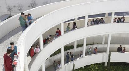 El plan Bolonia auguraba una universidad de mayor calidad, pero la crisis ha frenado las expectativas