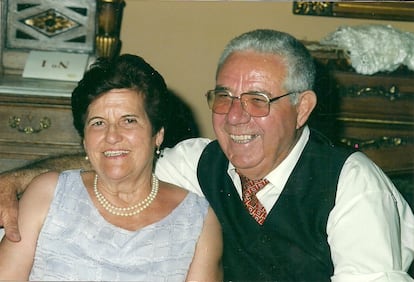 Cesárea Andrés y Alfonso Andrés en 2001, en Madrid.