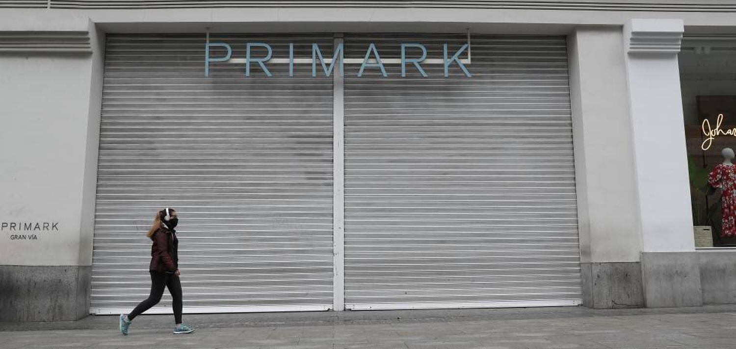 Tienda de Primark en la Gran Vía de Madrid durante el confinamiento.