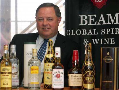 Donard P. Gaynor, director general de la división de bebidas de Beam Global Inc.