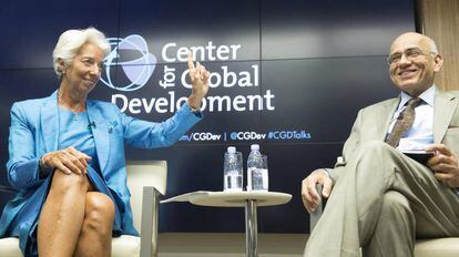 Christine Lagarde, directora gerente del FMI, y Masood Ahmed, director del centro para desarrollos globales.
