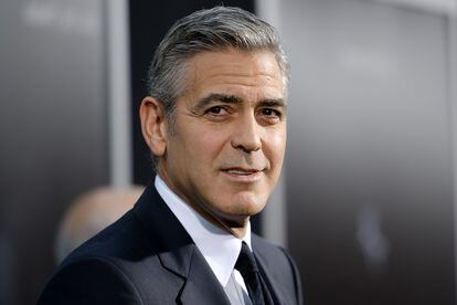 George Clooney – Más de cien mil euros desembolsaron los responsables de Gravity para que el coprotagonista del filme (junto a Sandra Bullock) se sintiera en el plató como en su propia mansión. Clooney pidió que le instalaran una cancha de baloncesto, un jacuzzi, un jardín privado y una cabaña de playa junto a su tráiler. Los productores de la película dirigida por Alfonso Cuarón rentabilizaron la inversión cosechando hasta siete premios Oscar.