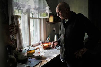 Evgenii Markevich, 85 years old and a resident of Chernobyl since 1945.