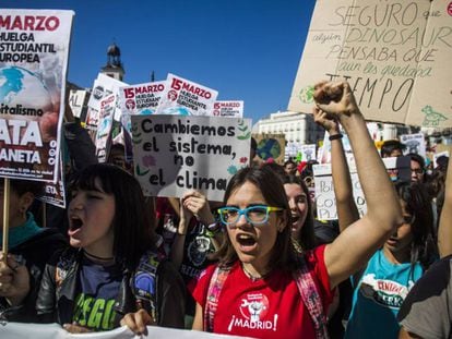 Protesta de estudiantes contra la falta de acción contra el cambio climático en marzo en Madrid.