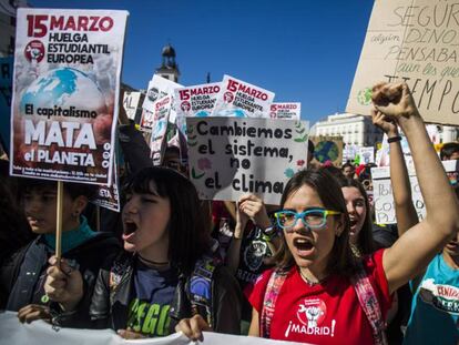 Protesta de estudiantes contra la falta de acción contra el cambio climático en marzo en Madrid.