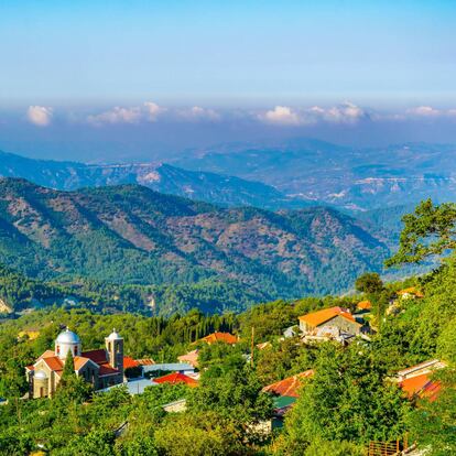 Entre viñedos, monasterios y pueblos con encanto en el corazón verde de Chipre
