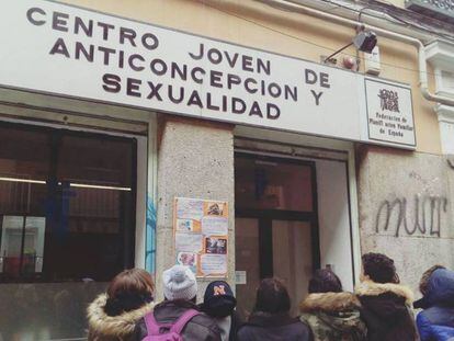 Fachada del Centro Joven de Anticoncepción y Sexualidad.