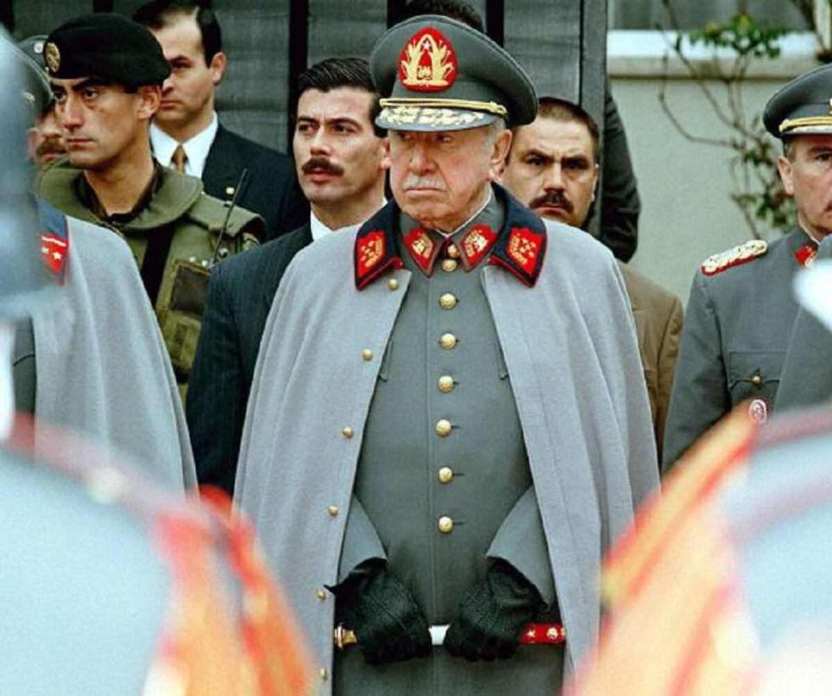La detención de Augusto Pinochet: 20 años del caso que transformó la  justicia internacional | America | EL PAÍS