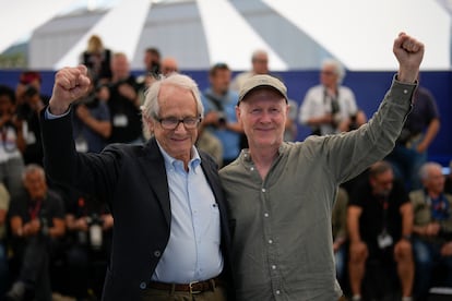 El director Ken Loach (a la izquierda) y el escritor Paul Laverty posan durante el 'photocall' de 'The Old Oak', el viernes.