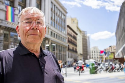 Jan Gehl en la calle de Alcalá, Madrid.