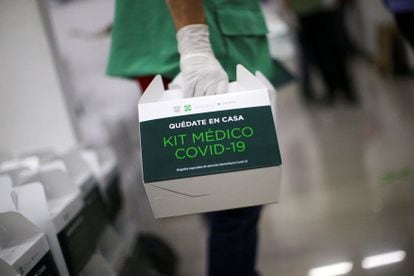 The Medical Kit distributed by the Government of Mexico City, in April 2020.