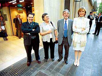 De izquierda a derecha, Jaume Alonso-Cuevillas, Teresa Cervelló, Joan Maria Xiol y Montserrat Pinyol.