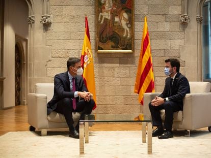Pedro Sánchez y Pere Aragonès, en la reunión que mantuvieron en el Palau de la Generalitat en septiembre de 2021.