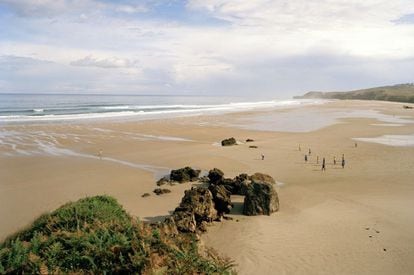 La playa de Merón, en San Vicente de la Barquera (Cantabria).