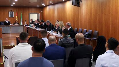 Sala de la Audiencia Provincial de Málaga, donde se celebra el juicio contra los cuatro acusados de dos delitos de asesinato en la Costa del Sol en 2018, este lunes.