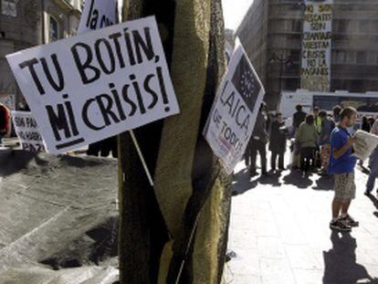 Carteles del 15m Puerta del Sol de Madrid.