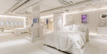 Interior de la tienda de dormitorios de Ikea.