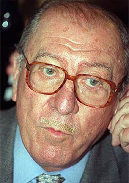 Fernando Vizcaíno Casas, en una imagen tomada en 1996.
