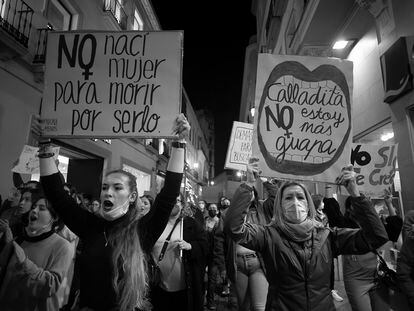 Manifestación en Sevilla por el día internacional de la mujer, el 8 de marzo de 2022.