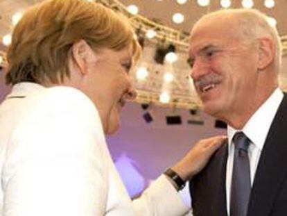 Angela Merkel y Yorgos Papandreu, en su encuentro de hoy en Alemania
