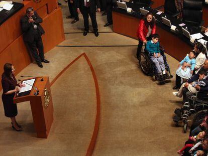 La senadora Cristina Diaz ha propuesto regular la marihuana medicinal.