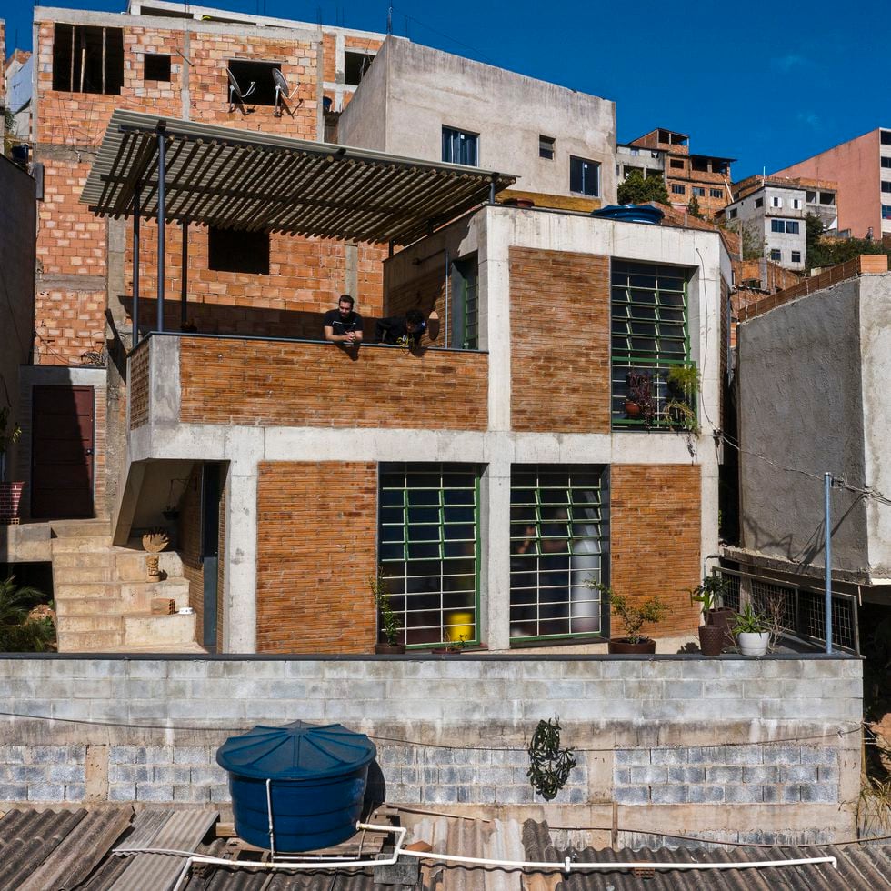 Kdu dos Anjos: Una casa en una favela brasileña gana el premio al mejor  edificio del año | Internacional | EL PAÍS