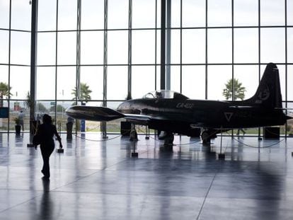 Un avión, en la Universidad Aeronáutica de Queretáro.