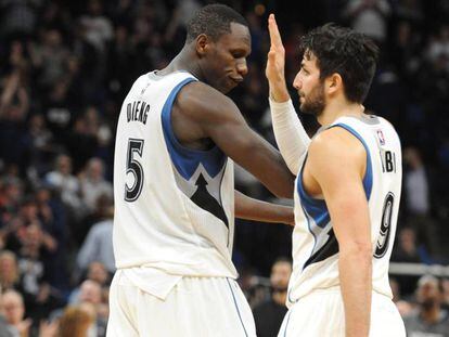 Gorgui Dieng y Ricky Rubio.