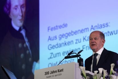 El canciller alemán, Olaf Scholz, en Berlín durante el acto de homenaje a Kant.