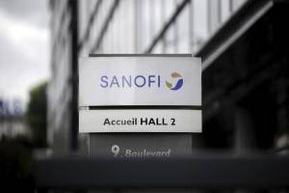 Logotipo del grupo farmacéutico francés Sanofi en su sede en París. EFE/Archivo