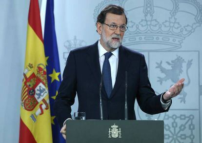 Mariano Rajoy durante una rueda de prensa en respuesta al presidente de la Generalitat.