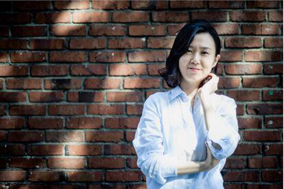 Cho Nam-joo, autora de 'Kim Ji-young, nacida en 1982'.  
