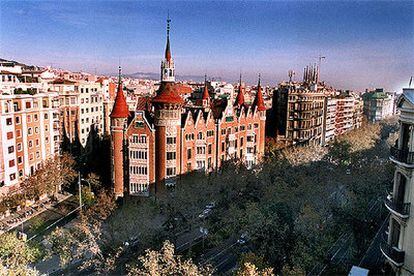 La Diagonal de Barcelona, esquina con Roselló.