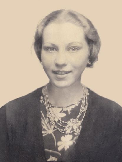 Image of Marie Jalowicz circa 1944, courtesy of her son Hermann Simon.