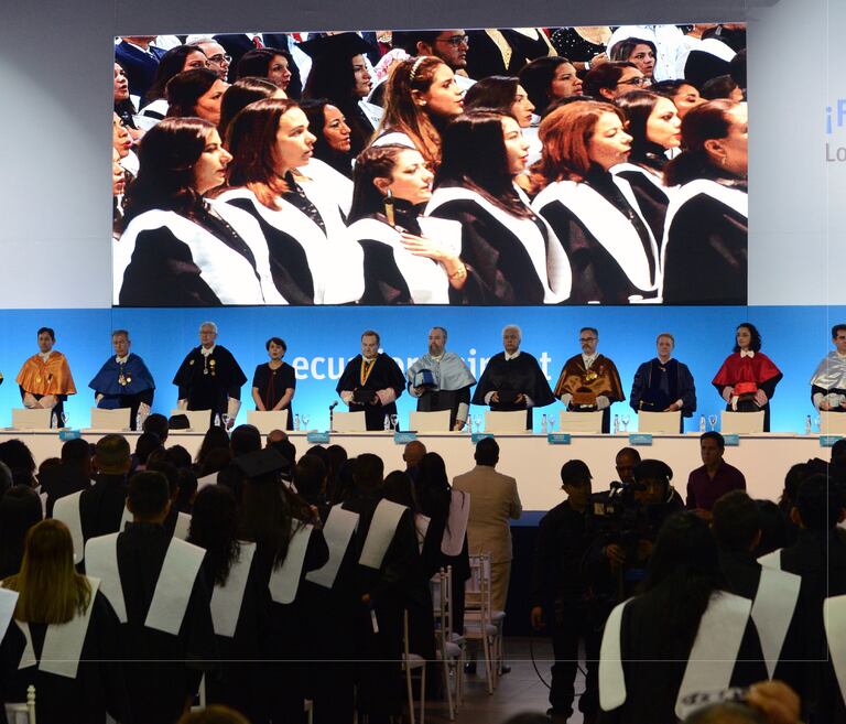 Graduación de alumnos de la Universidad Internacional de La Rioja (UNIR)