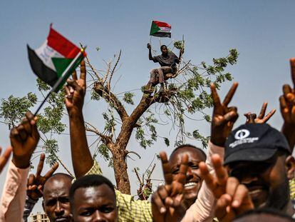 Manifestantes sudaneses en Jartum.