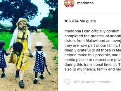 Madonna, en la imagen en la que hace oficial la adopción de dos niñas en Malawi.