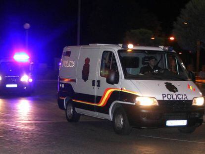 Un furgón de la Policía Nacional, en una imagen de archivo.