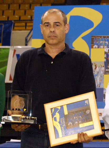 Fernando Torres Baena, en una gala de la Asociación de Periodistas Deportivos, en 2005.