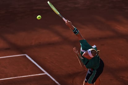 Davidovich Sirve durante el partido contra Son.