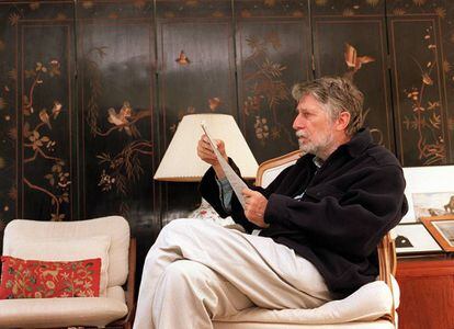 El escritor Simon Leys, en su casa de Canberra en 1998.