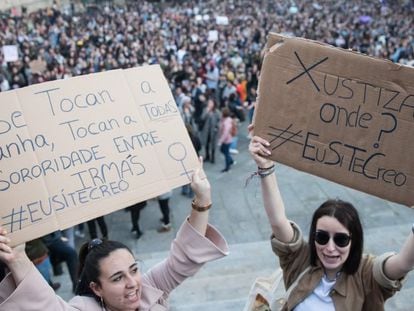 Manifestación en Santiago de Compostela, en abril de 2018, contra la sentencia dictada en primera instancia contra La Manada.