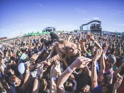 En la imagen, un momento del concierto de Sexy Zebras en el Sonorama Ribera de este año