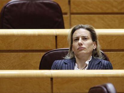 Marta Dom&iacute;nguez, en un pleno del Senado.