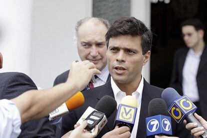 El opositor venezolano Leopoldo López tras testificar ante la Corte IDH en San José de Costa Rica.