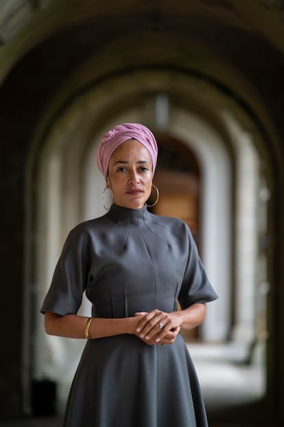 La escritora Zadie Smith, retratada en septiembre de 2023.
