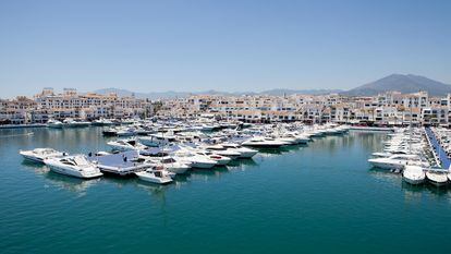 Barcos amarrados en Puerto Banús, en Marbella.