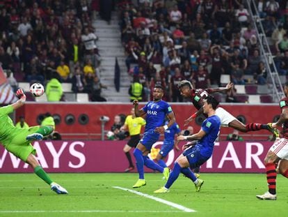 Bruno Henrique marca el segundo gol del Flamengo ante el Al Hilal.
