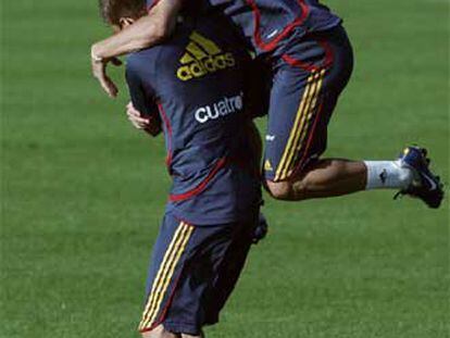 Sergio Ramos bromea con Joaquín.